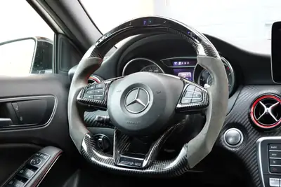 Mercedes-Benz A 45 AMG 4Matic — Performance maximale, Pack AMG complet — Miniatur 12