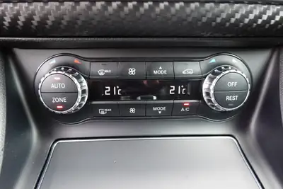 Mercedes-Benz A 45 AMG 4Matic — Performance maximale, Pack AMG complet — Miniatur 17
