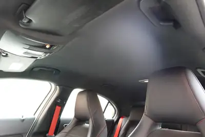 Mercedes-Benz A 45 AMG 4Matic — Performance maximale, Pack AMG complet — Miniatur 23