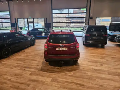 Subaru Forester 2.0i Executive — SUV polyvalent essence, première main, équipements premium — Miniatur 11