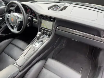 Porsche 911 Turbo S PDK — Supercar allemande, 560 ch, historique sans sinistre — Miniature 12