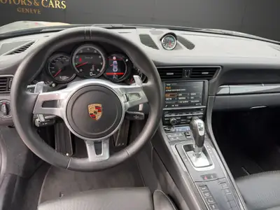 Porsche 911 Turbo S PDK — Supercar allemande, 560 ch, historique sans sinistre — Miniature 14