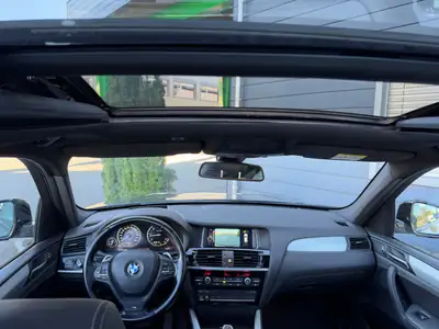 BMW X3 35d xDrive M-Sport — SUV diesel performant, équipé M-Paket et panoramique — détail