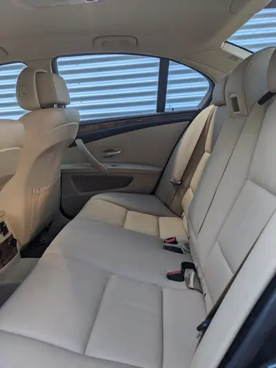 BMW 530i — Berline de prestige, motorisation puissante et fiable — détail
