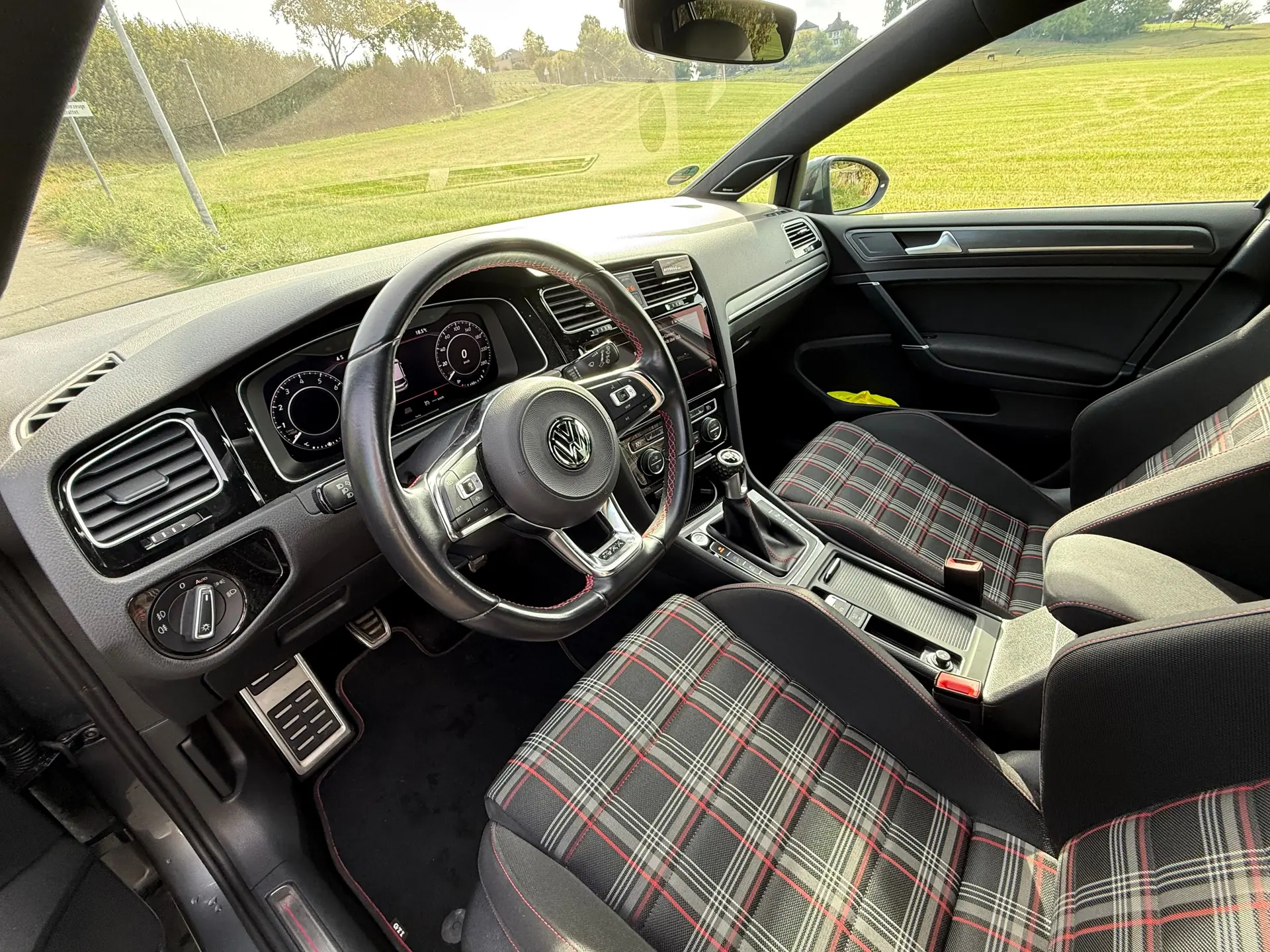 Volkswagen Golf 2018 occasion Bösingen — 5