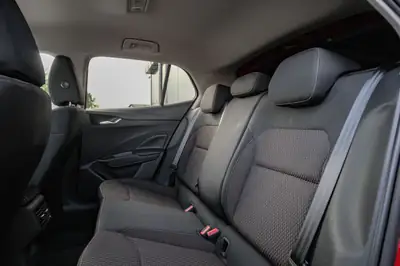 Skoda Fabia 1.0 TSI Selection DSG — Citadine dynamique, ultra-équipée et garantie 5 ans — Miniatura 12