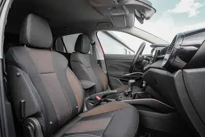 Skoda Fabia 1.0 TSI Selection DSG — Citadine dynamique, ultra-équipée et garantie 5 ans — Miniatura 11