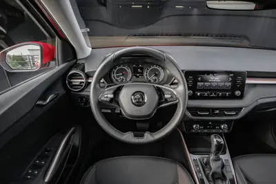 Skoda Fabia 1.0 TSI Selection DSG — Citadine dynamique, ultra-équipée et garantie 5 ans — Miniatura 16