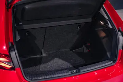 Skoda Fabia 1.0 TSI Selection DSG — Citadine dynamique, ultra-équipée et garantie 5 ans — Miniatura 25