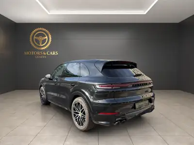 Porsche Cayenne E-Hybrid Tiptronic — Luxe et performance hybride rechargeable, 91'727 km — Miniature 8