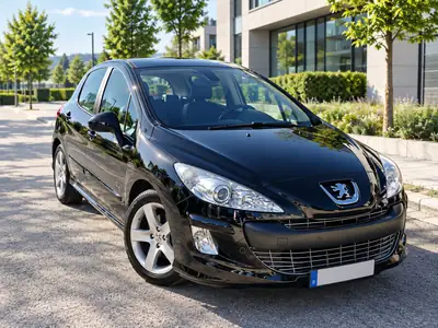 Peugeot 308 1.6 Turbo — Berline compacte élégante, première main, toit panoramique — vista esterna