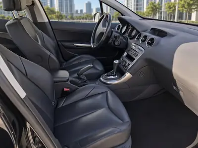 Peugeot 308 1.6 Turbo — Berline compacte élégante, première main, toit panoramique — Miniatura 9