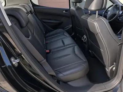 Peugeot 308 1.6 Turbo — Berline compacte élégante, première main, toit panoramique — Miniatura 10