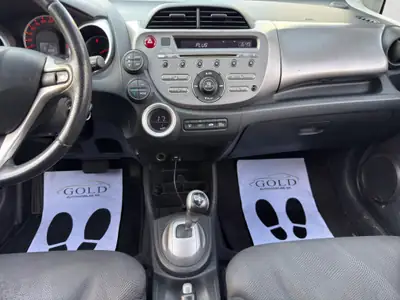 Honda Jazz 1.4i Comfort i-Shift — Citadine automatique, entretien suivi, sans sinistre — Detail