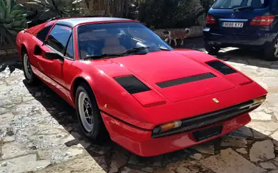 Ferrari 308 GTS Targa 1983 — Icône italienne décapotable, 75 400 km — Außenansicht
