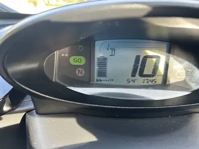 Renault Twizy — Électrique malin, petit gabarit urbain — tableau de bord
