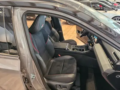 Toyota RAV-4 2.5 HSD GR Sport — SUV hybride performant 4WD, quasi neuf — Miniatura 18