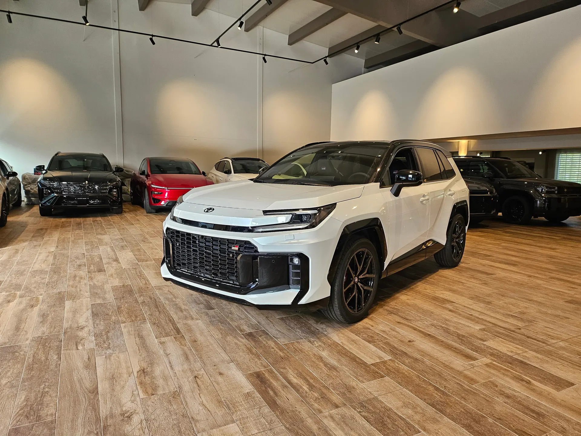 Toyota RAV-4 2.5 HSD GR Sport — SUV Hybride 4WD, 222 ch, comme neuf