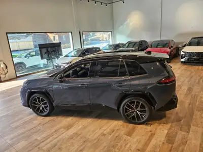 Toyota RAV-4 2.5 HSD GR Sport — Hybride 4WD, 222 ch, neuf avec pneus hiver offerts — Miniature 16