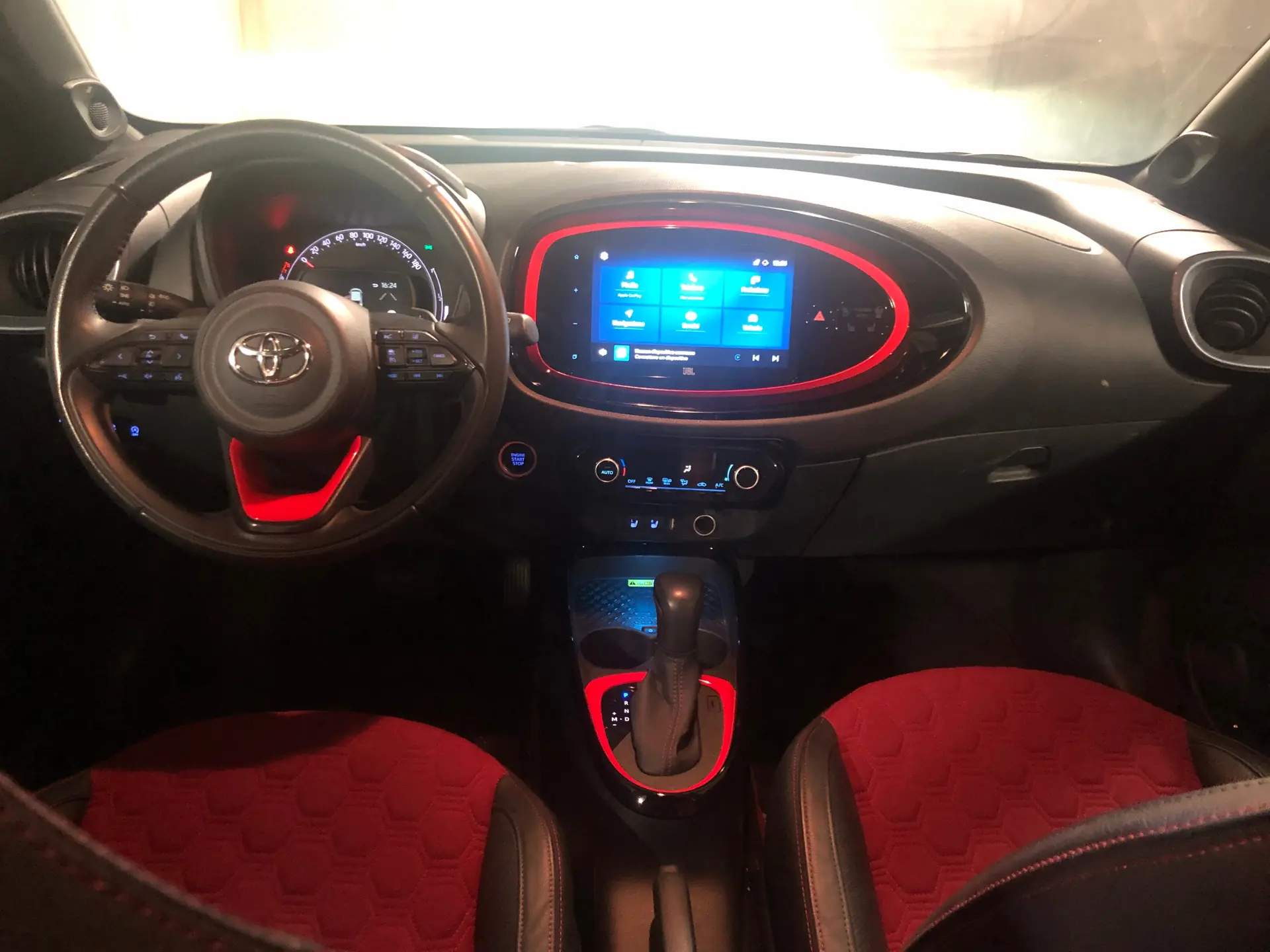 Toyota Aygo X 2023 occasion Chênes bougeries — 5