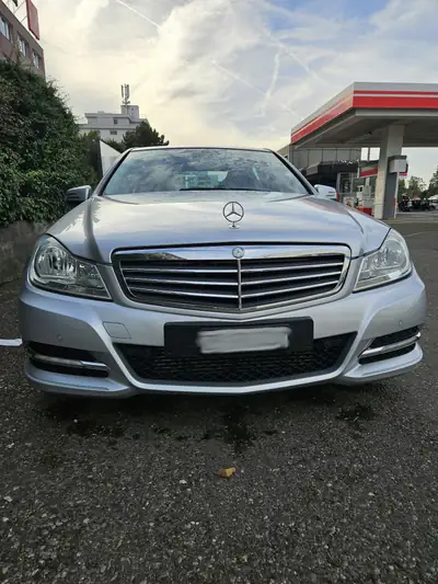 Mercedes-Benz C 180 CDI BlueEF — Diesel efficace, 119'000 km, caméra de recul — side view