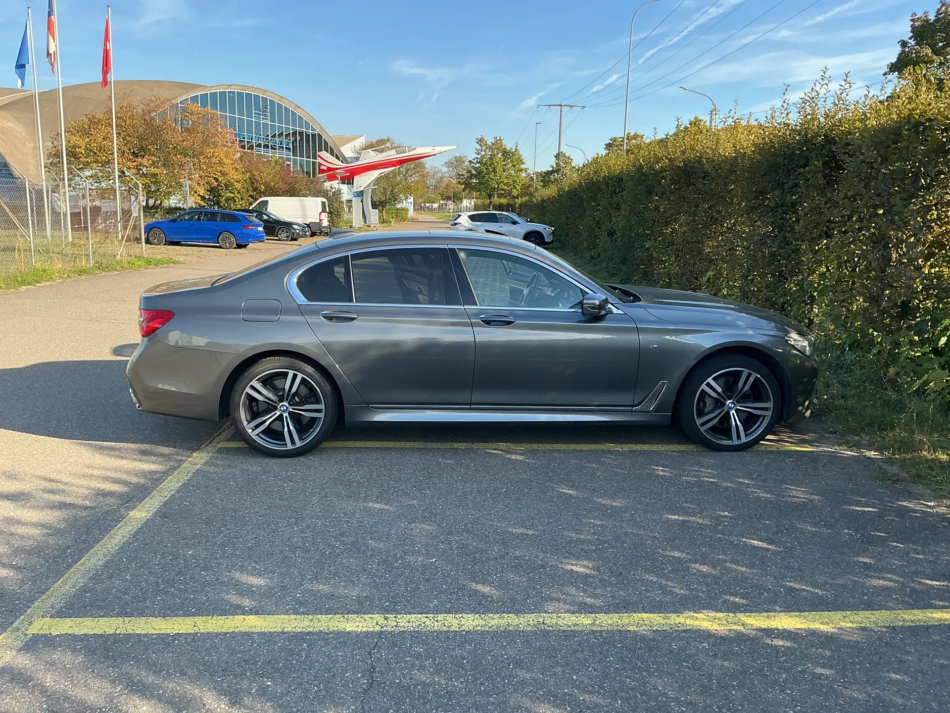 BMW 750 2017 occasion Dübendorf — 1