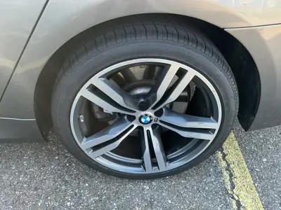 BMW 750i xDrive — Berline de prestige 578 ch, équipement M Sport complet — Miniature 9