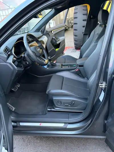 Audi Q3 1.5 35 TFSI S line — Compacité dynamique et efficacité énergétique — Armaturenbrett