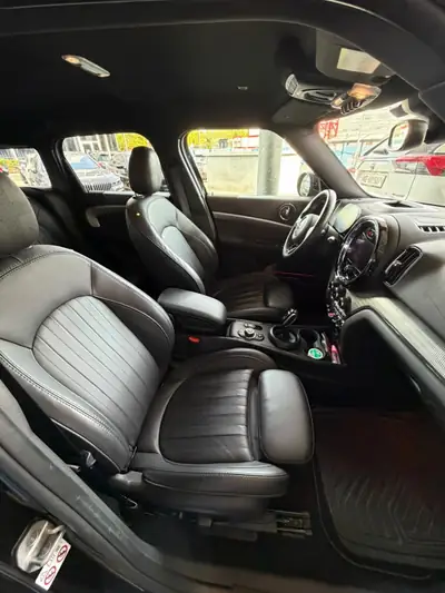 MINI Countryman Cooper S Trafalgar ALL4 — Compacité sportive et motricité intégrale — Detail