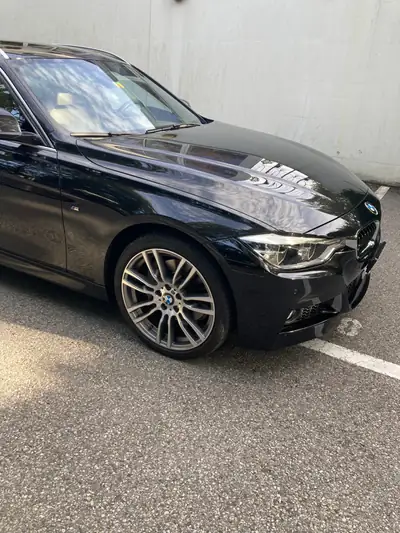 BMW 340i xDrive — Break sportif, 326 ch et faible kilométrage — côté
