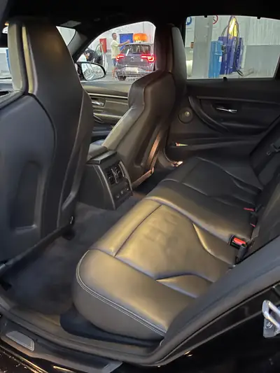 BMW M3 F80 Carbon-Ceramic Bremse — Berline haute performance, freins carbone, 139 500 km — tableau de bord