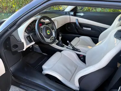 Lotus Evora 2009 — Coupé sportif britannique, 280 ch et seulement 95'000 km — détail