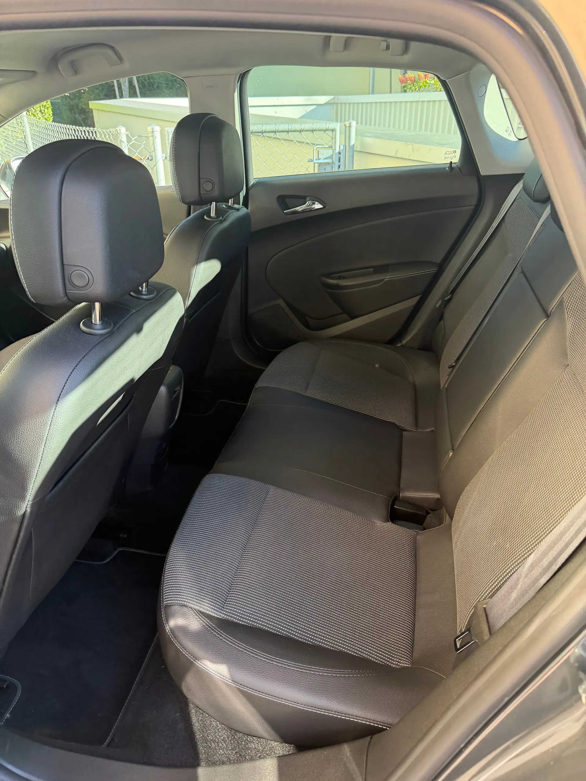 Opel Astra 2015 occasion Siebnen — 5
