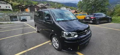 VW T5 2.5 TDI 174 Highline 4motion — Monospace robuste, 7 places, 4 roues motrices — Außenansicht