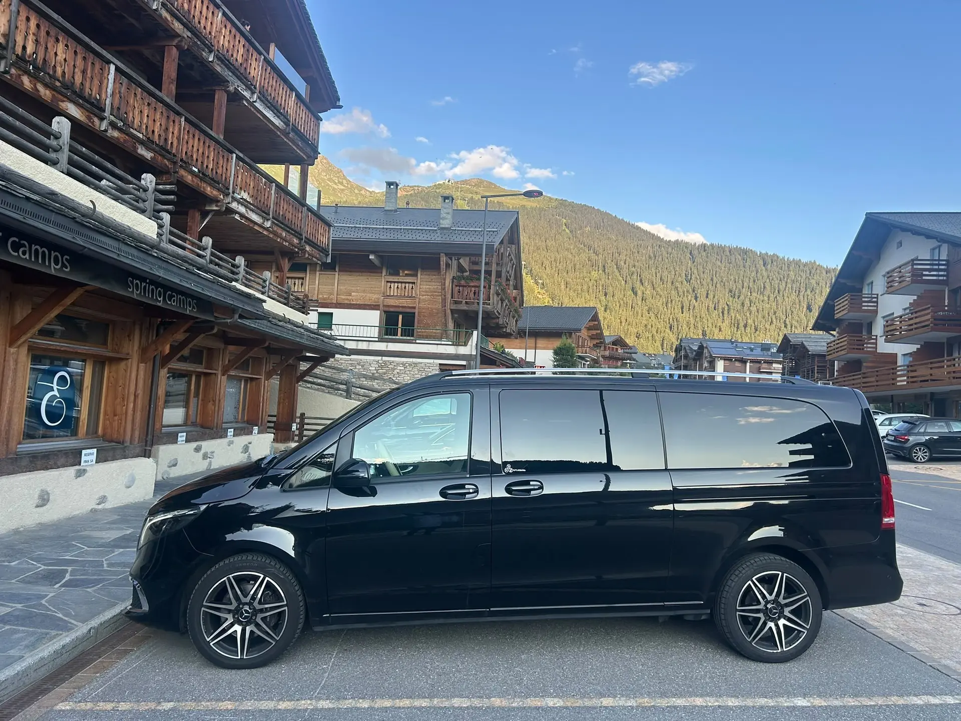 Mercedes-Benz V 220 d Avantgarde — Monospace premium diesel, 125'000 km