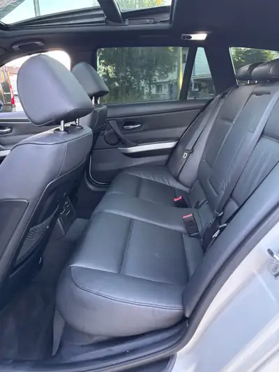 BMW 335d Touring — Diesel performant, 286 ch, transmission automatique — dettaglio
