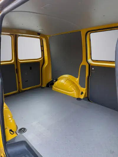 VW T6.1 2.0 TDI 150 PS — Utilitaire polyvalent, 3 places, portes coulissantes et hayon — Miniatur 17