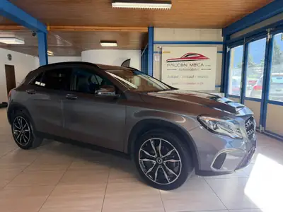 Mercedes-Benz GLA 200 Night Star — SUV compact urbain, moteur efficient et finition premium — Seitenansicht