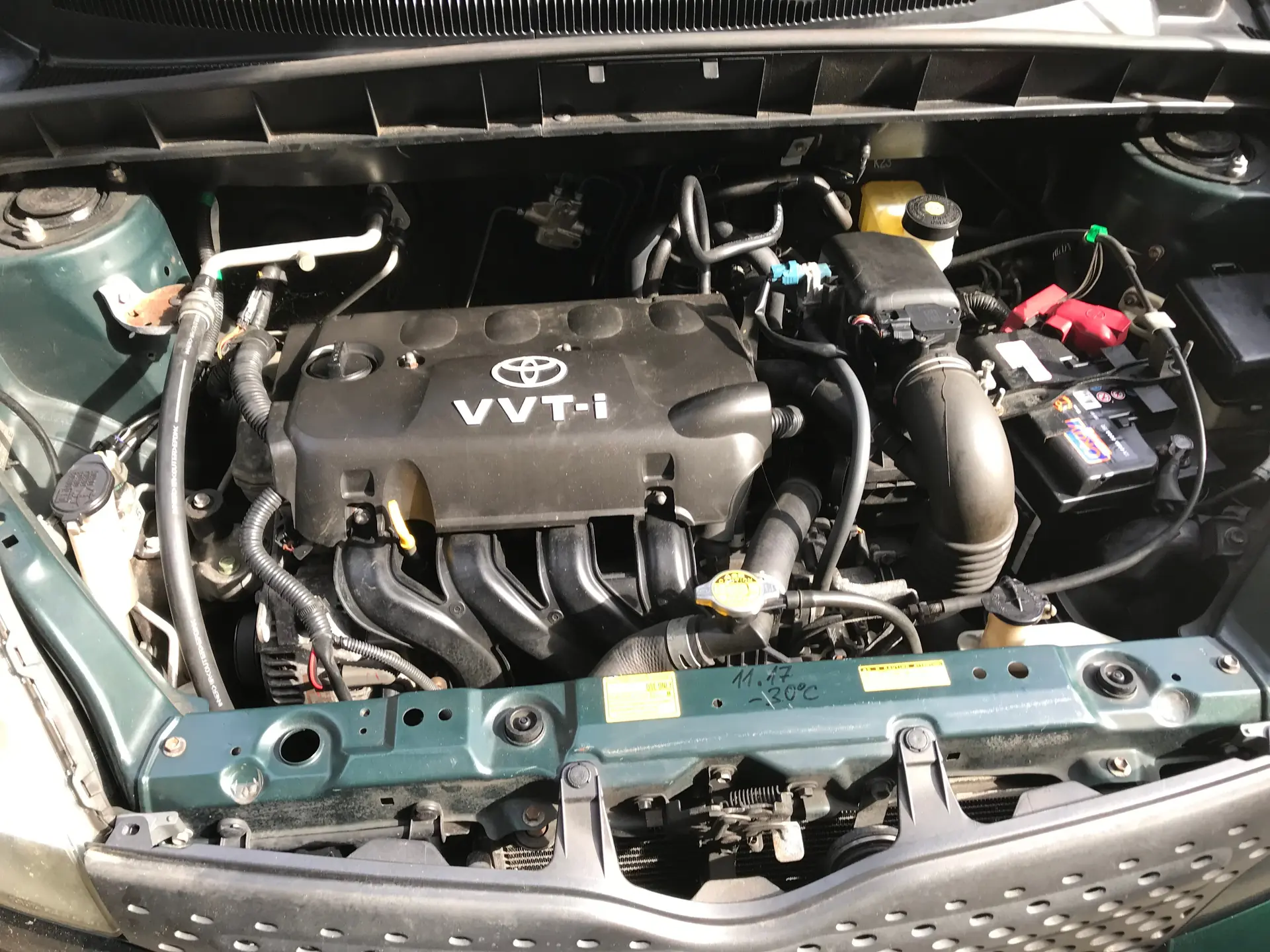 Toyota Yaris Verso 2001 occasion Chez-le-Bart — 3