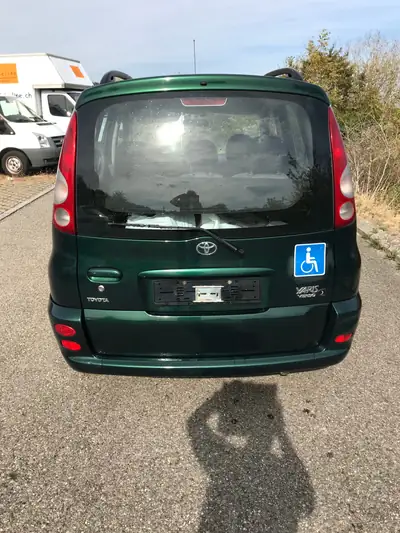 Toyota Yaris Verso 1.3 16V — Monospace compact fiable, sans accident — détail