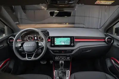 Skoda Fabia 1.0 TSI Monte Carlo DSG — Citadine dynamique, quasi neuve avec garantie 5 ans — Miniatur 15