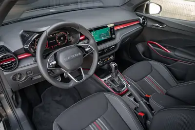 Skoda Fabia 1.0 TSI Monte Carlo DSG — Citadine dynamique, quasi neuve avec garantie 5 ans — Miniatur 13