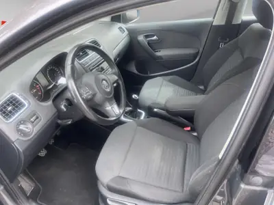 VW Polo 1.2 12V Comfortline — Citadine fiable, 58'000 km seulement — dettaglio