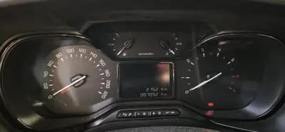 Citroën Berlingo 1.6 BlueHDi 100 — Utilitaire polyvalent, 88'000 km, sans sinistre — dashboard