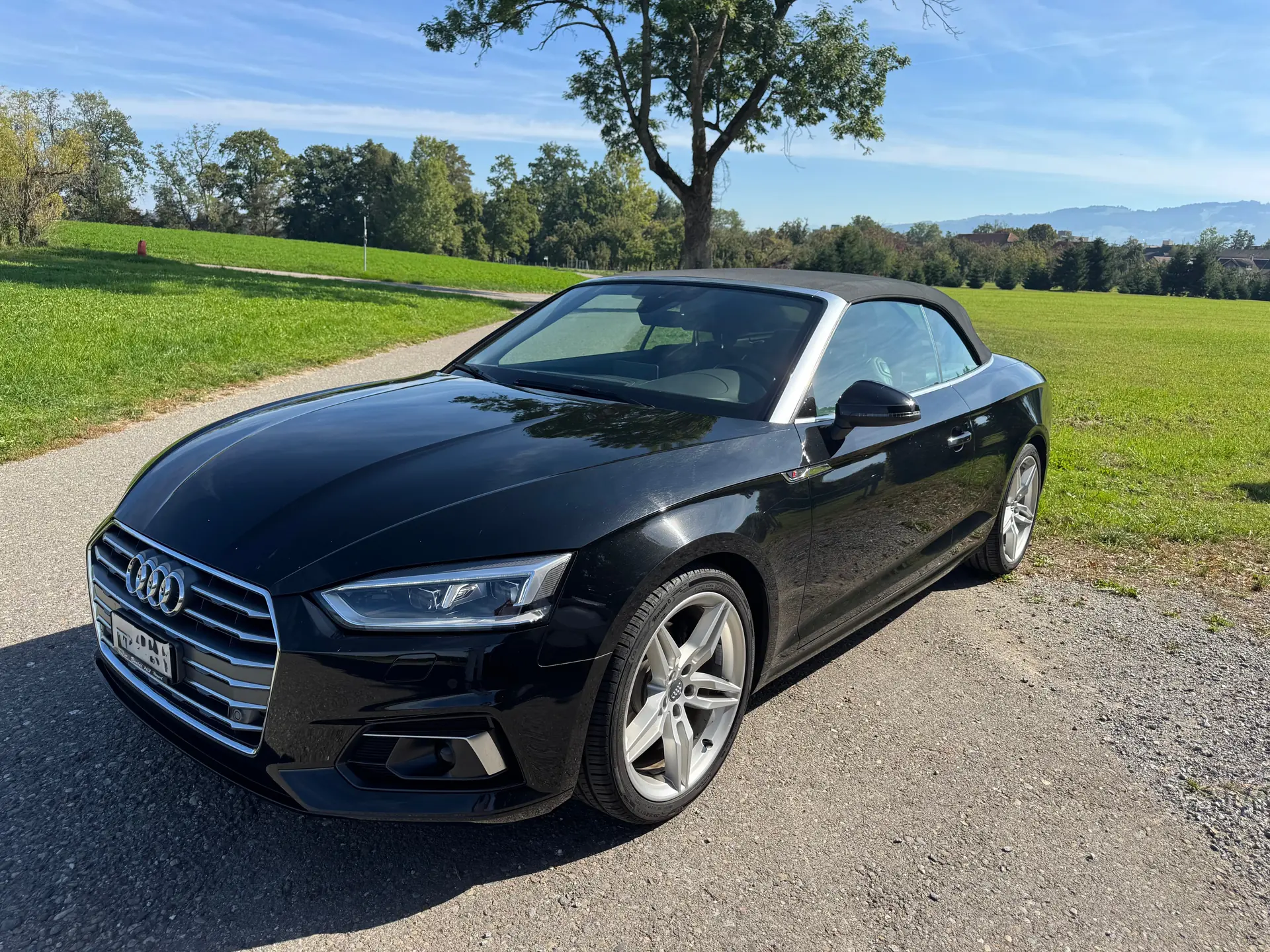 Audi A5 Cabriolet 190 ch — Élégance décapotable, moteur essence performant