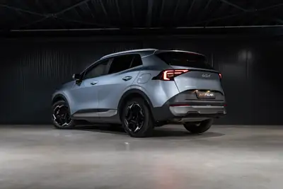 Kia Sportage 1.6T-GDi MHEV — SUV hybride léger, technologie moderne et garantie 7 ans — vue extérieure