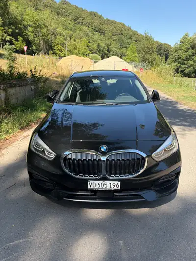 BMW 120d — Berline compacte diesel, 190 ch et consommation maîtrisée — exterior view