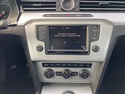 VW Passat 2.0 TDI 150 Comfortline — Break robuste, 262'000 km, diesel économe — détail
