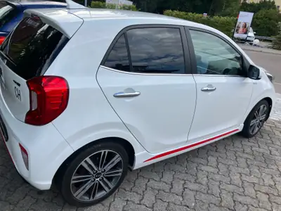 Kia Picanto 1.2 CVVT GT-Line — Citadine compacte, économe et fiable — fianco