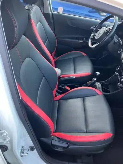 Kia Picanto 1.2 CVVT GT-Line — Citadine compacte, économe et fiable — interni
